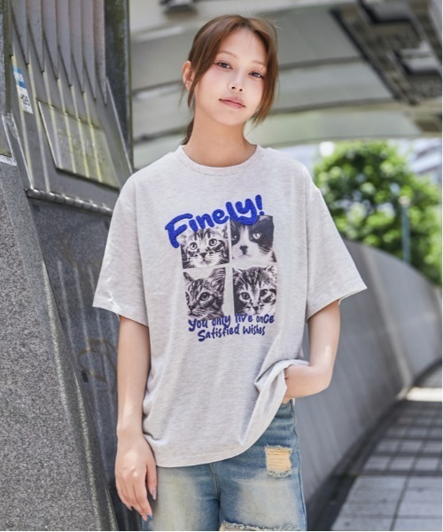 GORGE(ゴージ)の「《ネコフォト・サガラロゴ》プリントTシャツ/カジュアル×ストリート/春夏/全3色(Tシャツ/カットソー・レディース・オフホワイト/チャコール/オートミール・F)」の9枚目の写真