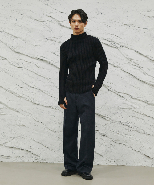 SIGNATURE（シグネチャ）の「ウールライクノータックワイドフィットスラックス[ネイビーストライプ]（スラックス・レディース・その他・SMALL/X-LARGE）」の2枚目の写真