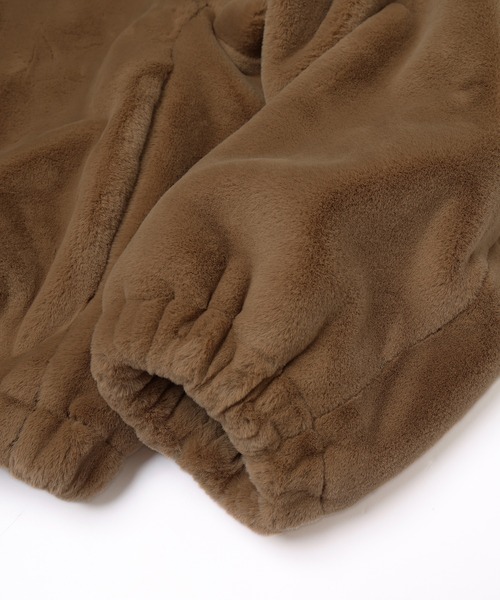 CULLNI(クルニ)の「Clean Eco Fur Zip Up Mnimal MA-1 Blouson(ブルゾン・メンズ・ブルーグレー/ベージュ/ブラック/グレー・1)」の13枚目の写真