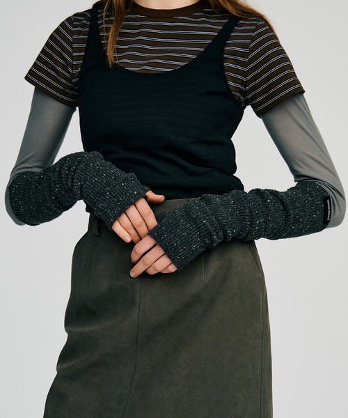 PRANK PROJECT(プランクプロジェクト)の「【2026Autumn Pre-Order】ニットロンググローブ / Knit Long Gloves(アームカバー・レディース・レッド/ブラック/マルチ・FREE)」の8枚目の写真