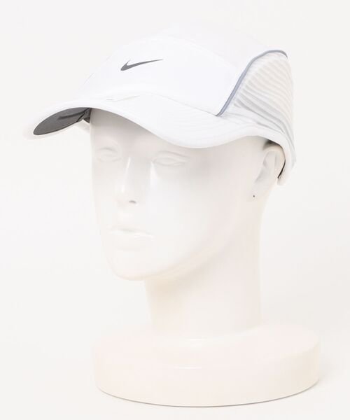 NIKE(ナイキ)の「《NIKEアパレル》DFADVフライABAEROADキャップU(キャップ・メンズ・ブラック/ホワイト・L/XL/S/M/M/L)」の1枚目の写真