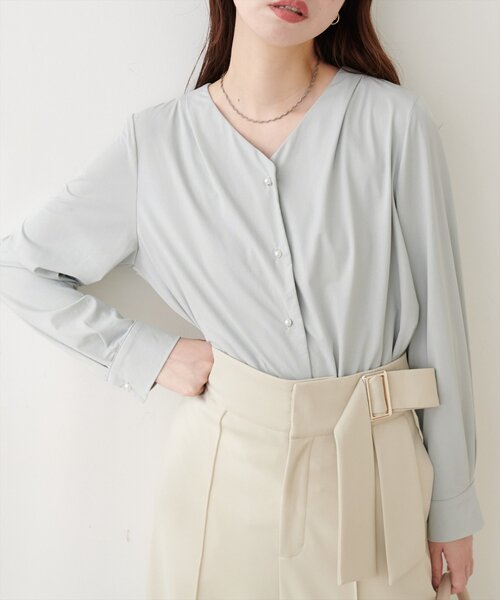 natural couture(ナチュラルクチュール)の「【sherbet line】接触冷感パール釦ブラウス(シャツ/ブラウス・レディース・ブラック/ベージュ/ミント/オフホワイト/ピンクベージュ・FREE)」の21枚目の写真