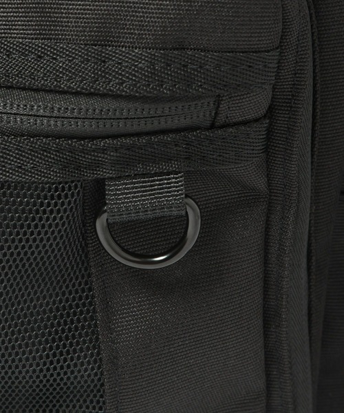 GLOBAL WORK(グローバルワーク)の「撥水拡張リュック40L/1063399(バックパック/リュック・キッズ・ブラック/オフホワイト・ONESIZE)」の21枚目の写真