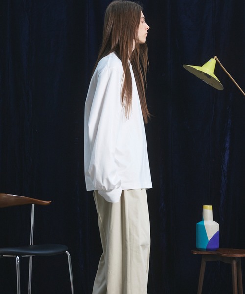 MAISON SPECIAL(メゾンスペシャル)の「《UNISEX》Gentle Heavy-weight Single Jersey Prime-Over Long-sleeved T-shirt/ジェントルヘビーオンス天竺プライムオーバーロングスリーブTシャツ【MAISON SPECIAL/メゾンスペシャル】(Tシャツ/カットソー・メンズ・チャコールグレー/ブラック/ピンク/ホワイト・2/1/0)」の15枚目の写真