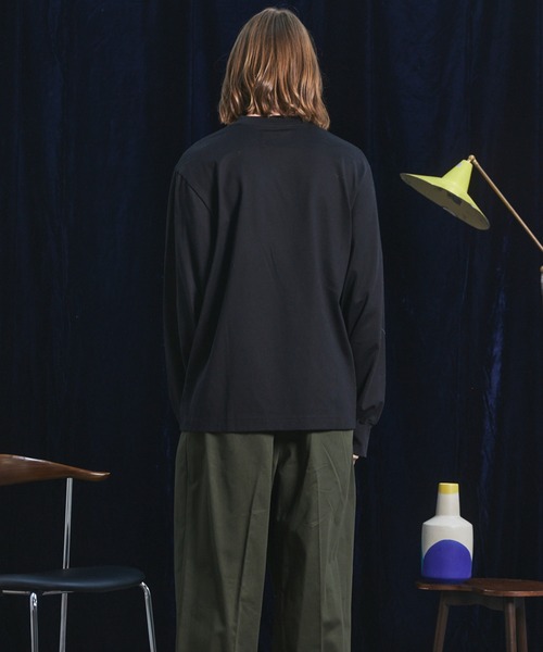 MAISON SPECIAL(メゾンスペシャル)の「《UNISEX》Gentle Heavy-weight Single Jersey Prime-Over Long-sleeved T-shirt/ジェントルヘビーオンス天竺プライムオーバーロングスリーブTシャツ【MAISON SPECIAL/メゾンスペシャル】(Tシャツ/カットソー・メンズ・チャコールグレー/ブラック/ピンク/ホワイト・2/1/0)」の19枚目の写真