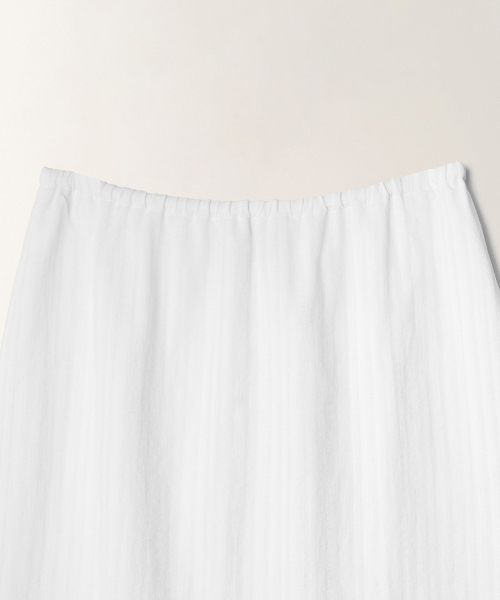 TTUDEMENT(トュードメント)の「GAUZE MIDI SKIRT_WHITE(スカート・レディース・その他・SMALL/MEDIUM)」の4枚目の写真