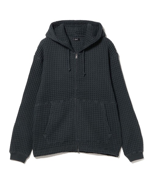 BEAMS(ビームス)の「ワッフル ジップフーディー(スウェット・メンズ・ナチュラル/チャコールグレー・S/L/M/XL)」の2枚目の写真