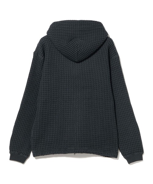BEAMS(ビームス)の「ワッフル ジップフーディー(スウェット・メンズ・ナチュラル/チャコールグレー・S/L/M/XL)」の7枚目の写真