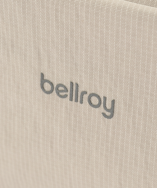 417 EDIFICE（フォーワンセブンエディフィス）の「BELLROY Lite Sling（ショルダーバッグ・メンズ・チャコールグレー/ブラック・FREE）」の12枚目の写真