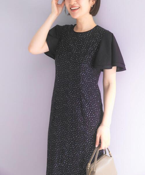 URBAN RESEARCH ROSSO WOMEN(アーバンリサーチ ロッソ)の「kaene パイピングスリーブラメドビードレス(ワンピース・レディース・ブラック/モカ・36)」の3枚目の写真