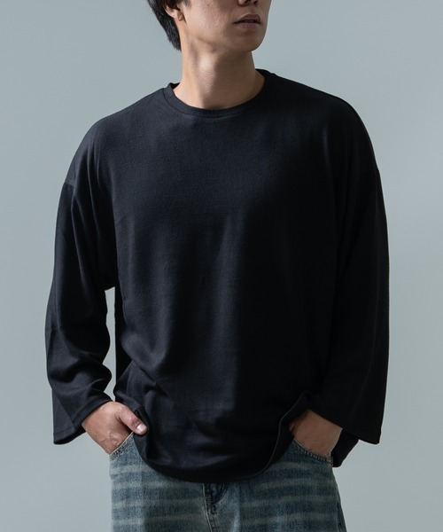 Crownor(クラウノアー)の「楊柳 ボートネック カットソー(Tシャツ/カットソー・メンズ・ブラック/グレー/アイボリー・MEDIUM)」の3枚目の写真