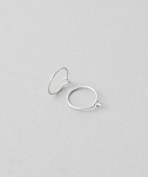 Jouete(ジュエッテ)の「フープピアス カットライン size/S(ピアス(両耳用)・レディース・シルバー・FREE)」の2枚目の写真