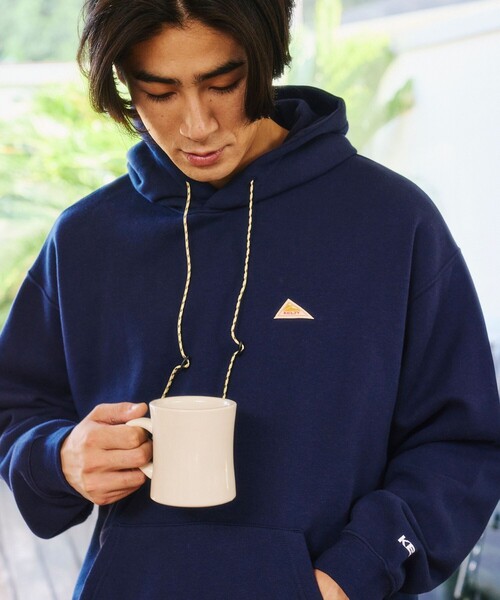 KELTY(ケルティ)の「KELTY/ケルティ 限定展開 KELTY×FREAK'S STORE/ケルティ 別注 ワンポイント ヴィンテージロゴ プルオーバーパーカー/フーディー(パーカー・メンズ・ブラウン/ブラック/ネイビー/チャコールグレー/ライトグレー/オフホワイト/ベージュ・MEDIUM/X-LARGE/SMALL/LARGE)」の7枚目の写真