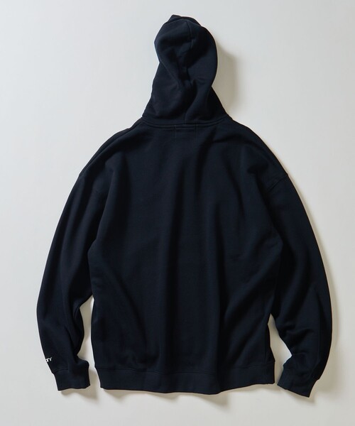 KELTY(ケルティ)の「KELTY/ケルティ 限定展開 KELTY×FREAK'S STORE/ケルティ 別注 ワンポイント ヴィンテージロゴ プルオーバーパーカー/フーディー(パーカー・メンズ・ブラウン/ブラック/ネイビー/チャコールグレー/ライトグレー/オフホワイト/ベージュ・MEDIUM/X-LARGE/SMALL/LARGE)」の9枚目の写真