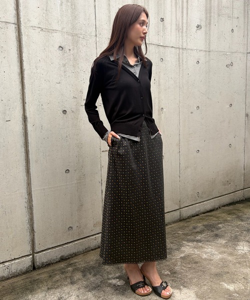 LE CIEL BLEU(ルシェルブルー)の「フローラルジャカード ミディスカート / Floral Jacquard Midi Skirt(スカート・レディース・ライトピンク/ブラック・36/38/34)」の1枚目の写真