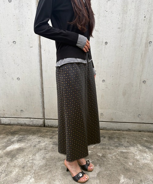 LE CIEL BLEU(ルシェルブルー)の「フローラルジャカード ミディスカート / Floral Jacquard Midi Skirt(スカート・レディース・ライトピンク/ブラック・36/38/34)」の5枚目の写真
