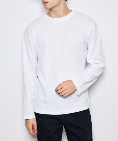 AZUL by moussy(アズールバイマウジー)の「ワッフル長袖トップス 秋服 春服 長袖 無地 シンプル(Tシャツ/カットソー・メンズ・ライトグレー/ブラック/ホワイト・MEDIUM/SMALL/LARGE)」の1枚目の写真
