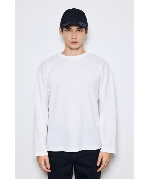 AZUL by moussy(アズールバイマウジー)の「ワッフル長袖トップス 秋服 春服 長袖 無地 シンプル(Tシャツ/カットソー・メンズ・ライトグレー/ブラック/ホワイト・MEDIUM/SMALL/LARGE)」の7枚目の写真