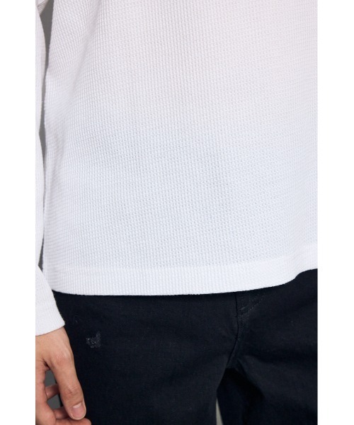 AZUL by moussy(アズールバイマウジー)の「ワッフル長袖トップス 秋服 春服 長袖 無地 シンプル(Tシャツ/カットソー・メンズ・ライトグレー/ブラック/ホワイト・MEDIUM/SMALL/LARGE)」の14枚目の写真