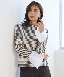 ⭐️LINKABLE フレアタグロングスリーブTシャツ　ボーダー　フレアー黒/白 フレアスリーブ ボーダーカットソー」に該当するTシャツ/カットソー