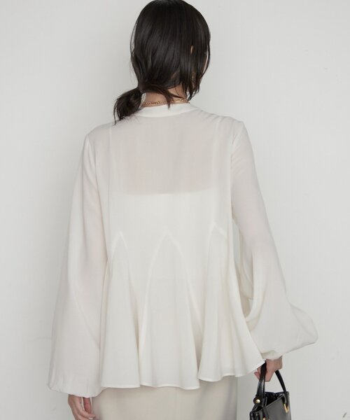 LOUNGEDRESS(ラウンジドレス)の「《美シルエット》ペプラムVブラウス 秋服(シャツ/ブラウス・レディース・パープル/アイボリー/ブラウン・FREE)」の18枚目の写真
