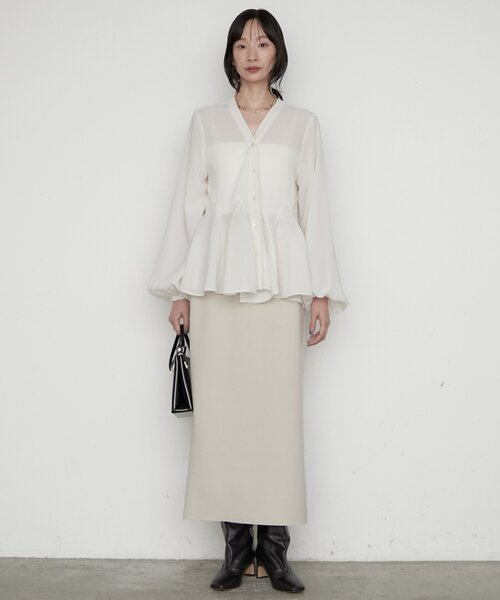 LOUNGEDRESS(ラウンジドレス)の「《美シルエット》ペプラムVブラウス 秋服(シャツ/ブラウス・レディース・パープル/アイボリー/ブラウン・FREE)」の22枚目の写真