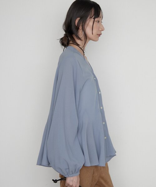 LOUNGEDRESS(ラウンジドレス)の「《美シルエット》ペプラムVブラウス 秋服(シャツ/ブラウス・レディース・パープル/アイボリー/ブラウン・FREE)」の5枚目の写真