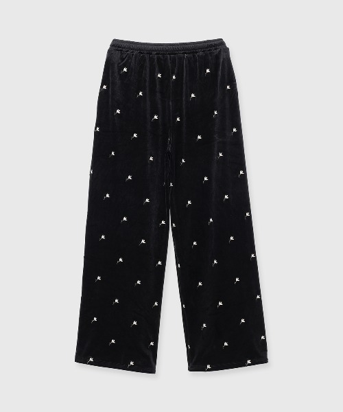 CREDONA(クレドナ)の「FLOWER EMBROIDERY VELOR PANTS/フラワーエンブロイダリーベロアパンツ(その他パンツ・レディース・ブラック/ブラウン・FREE)」の16枚目の写真