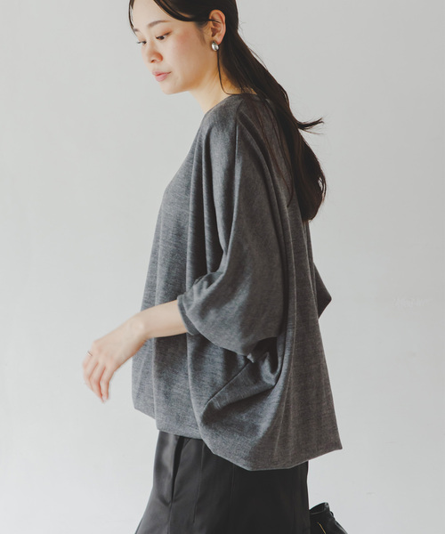 COGTHEBIGSMOKE(コグザビッグスモーク)の「COG THE BIGSMOKE/コグザビッグスモーク ORI V NECK TOP(Tシャツ/カットソー・レディース・ライトグレー/アイボリー/レッド・FREE)」の10枚目の写真