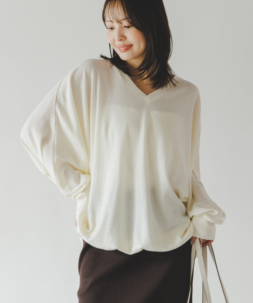 COGTHEBIGSMOKE(コグザビッグスモーク)の「COG THE BIGSMOKE/コグザビッグスモーク ORI V NECK TOP(Tシャツ/カットソー・レディース・ライトグレー/アイボリー/レッド・FREE)」の20枚目の写真