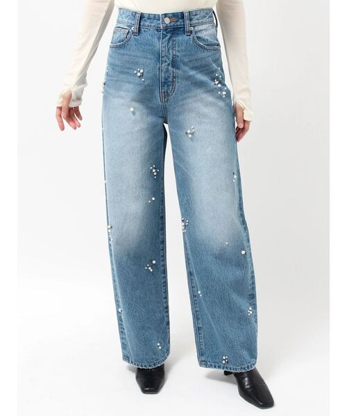LAGUNAMOON(ラグナムーン)の「ビジューデニムパンツ(デニムパンツ・レディース・ライトブルー/ブラック・SMALL/MEDIUM)」の2枚目の写真