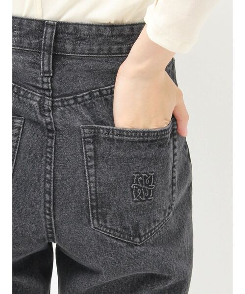 LAGUNAMOON(ラグナムーン)の「ビジューデニムパンツ(デニムパンツ・レディース・ライトブルー/ブラック・SMALL/MEDIUM)」の3枚目の写真