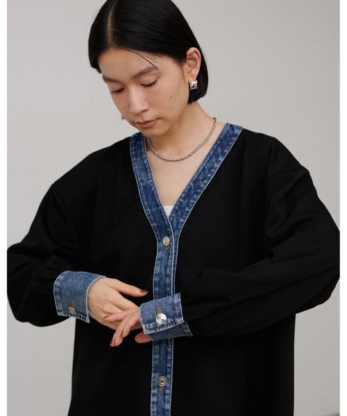 LARUTA（ラルータ）の「【LARUTA】デニム切替カットカーディガン（カーディガン/ボレロ・レディース・グレー/ブラック・MEDIUM）」の4枚目の写真