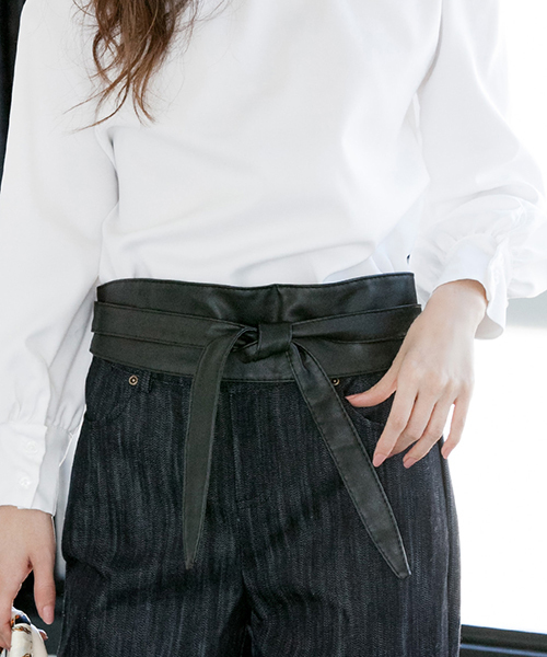 fifth（フィフス）の「フェイクレザーサッシュベルト/コルセットベルト（ベルト・レディース・ブラック/キャメル/ベージュ/オフホワイト/グレー/ライトブラウン・FREE）」の19枚目の写真