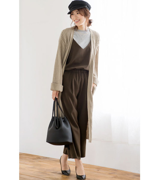 Pierrot（ピエロ）の「リブ編み ワイドスリーブ コーディガン/ロングカーディガン（カーディガン/ボレロ・レディース・アイボリー/ブラック/カーキ/サックスブルー/ベージュ/杢グレー・M）」の21枚目の写真