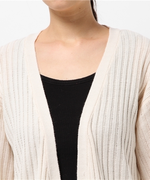 Pierrot（ピエロ）の「リブ編み ワイドスリーブ コーディガン/ロングカーディガン（カーディガン/ボレロ・レディース・アイボリー/ブラック/カーキ/サックスブルー/ベージュ/杢グレー・M）」の10枚目の写真