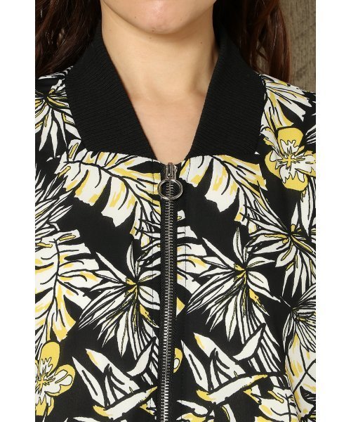 VENCEEXCHANGE（ヴァンスエクスチェンジ）の「ボタニカル柄ブルゾン（ブルゾン・レディース・イエロー・MEDIUM）」の12枚目の写真