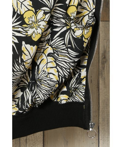 VENCEEXCHANGE（ヴァンスエクスチェンジ）の「ボタニカル柄ブルゾン（ブルゾン・レディース・イエロー・MEDIUM）」の13枚目の写真