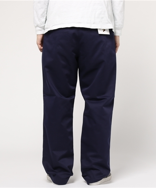 SHIPS JET BLUE(シップスジェットブルー)の「SHIPS JET BLUE: TCツイル ワイドチノパンツ(チノパンツ・メンズ・ベージュ/ネイビー・LARGE/MEDIUM/SMALL)」の4枚目の写真