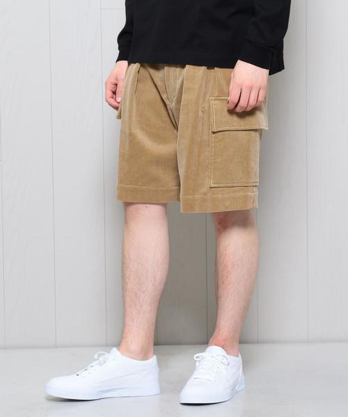 H BEAUTY&YOUTH UNITED ARROWS(エイチビューティーアンドユースユナイテッドアローズ)の「<H>CORDUROY CARGO SHORT PANTS/ショーツ ◆(カーゴパンツ・メンズ・ホワイト/ベージュ・LARGE/MEDIUM/SMALL)」の2枚目の写真