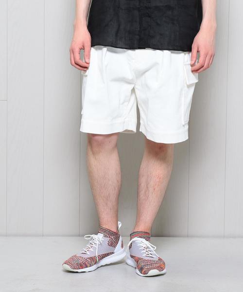 H BEAUTY&YOUTH UNITED ARROWS(エイチビューティーアンドユースユナイテッドアローズ)の「<H>CORDUROY CARGO SHORT PANTS/ショーツ ◆(カーゴパンツ・メンズ・ホワイト/ベージュ・LARGE/MEDIUM/SMALL)」の1枚目の写真