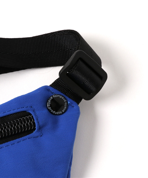 anello（アネロ）の「WEGO/anello ダブルZIPショルダーバッグ（ボディバッグ/ウエストポーチ・メンズ・パープル/ブルー/ブラック・FREE）」の6枚目の写真