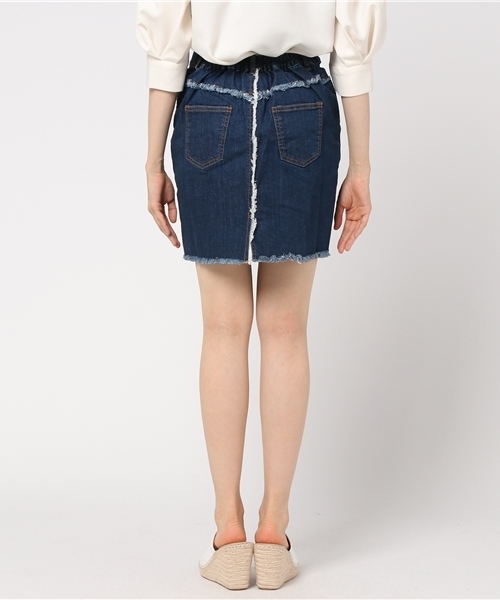 PUNYUS（プニュズ）の「ボタンフライデニムスカート（デニムスカート・レディース・インディゴブルー/ダークインディゴブルー・2/3/4/1）」の5枚目の写真