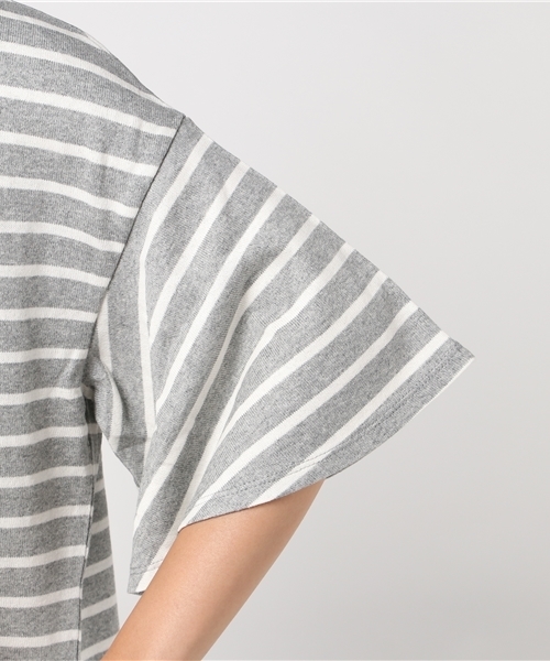 earth music&ecology（アースミュージックアンドエコロジー）の「ビックマリンボーダーフレアスリーブプルオーバー（Tシャツ/カットソー・レディース・オフホワイト/ネイビー/杢グレー/ブラウン・FREE）」の9枚目の写真