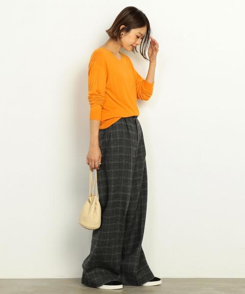 BEAUTY&YOUTH UNITED ARROWS（ビューティーアンドユースユナイテッドアローズ）の「BY∴ バックVネックニット ◆（ニット/セーター・レディース・ナチュラル/ネイビー/レッド/オレンジ・FREE）」の9枚目の写真