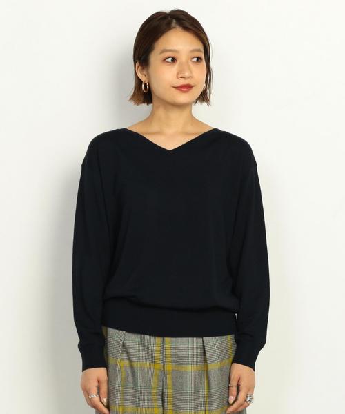 BEAUTY&YOUTH UNITED ARROWS（ビューティーアンドユースユナイテッドアローズ）の「BY∴ バックVネックニット ◆（ニット/セーター・レディース・ナチュラル/ネイビー/レッド/オレンジ・FREE）」の22枚目の写真