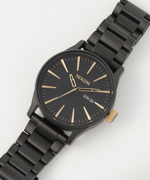 NIXON(ニクソン)の「SENTRY SS NA3561041-00 MATTE BLACK/GOLD(アナログ腕時計・メンズ・ブラック・FREE)」の6枚目の写真