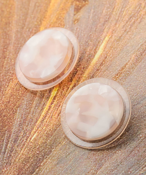 ear PAPILLONNER(イアパピヨネ)の「アセチラウンドイヤリング(イヤリング・レディース・ホワイト/ブルー・FREE)」の1枚目の写真