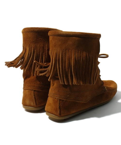 NANO universe（ナノユニバース）の「MINNETONKA/TRAMPER ANKLE       HI BOOT（ブーツ・レディース・ブラウン・6/7/8）」の4枚目の写真