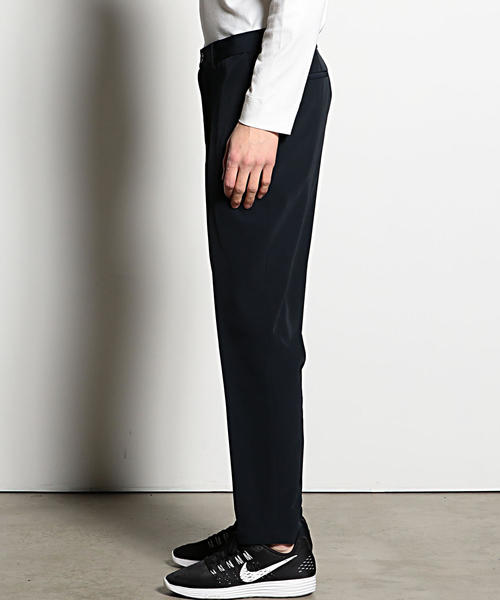 EN ROUTE(アンルート)の「<EN ROUTE> ナイロンツイル ノープリーツパンツ ◆(スラックス・メンズ・ブラック/ネイビー・1/2/3/4)」の17枚目の写真